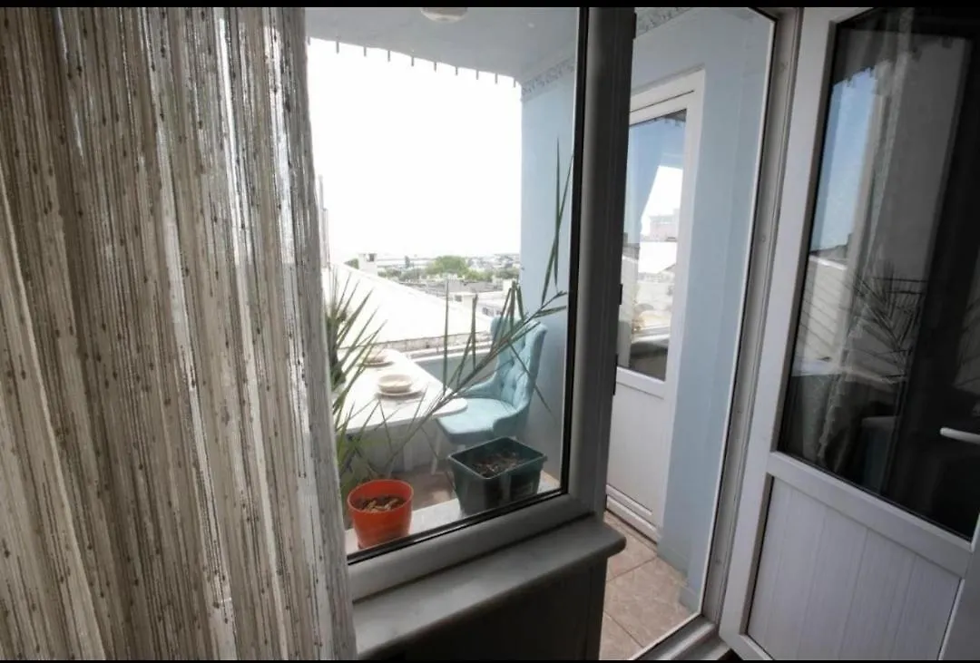 Апартаменты 2Br - 1Lr Seaview Family Flat 10 Min Walk To Center Стамбул